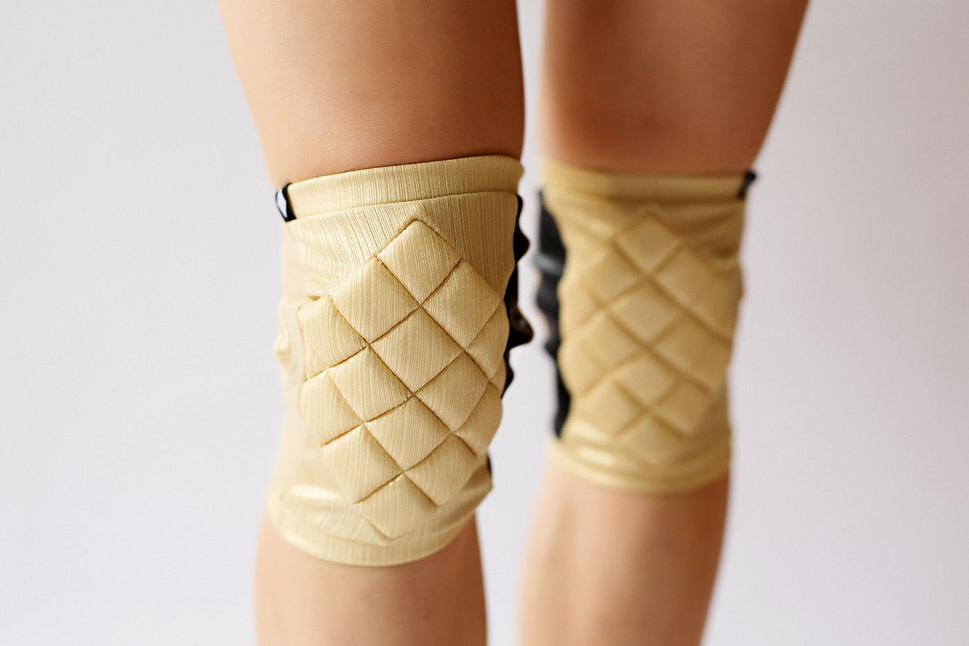 poledancerka knee pads gold